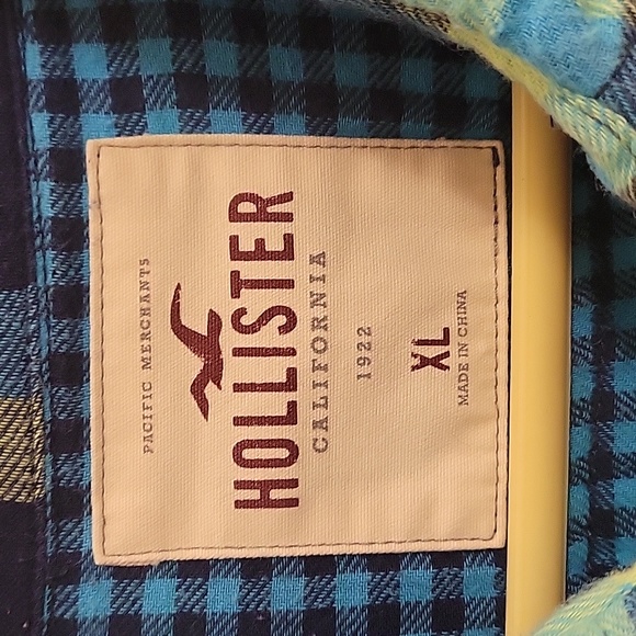 Hollister Button-down Plaid Flannel - Navy/Green - XL - Picture 5 of 13